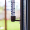 Bruine buitenthermometer (-60°C tot +50°C) 23cm - 4 ['buitenthermometer', ' welke temperatuur']