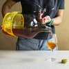Dame Karaf 5 L met dop en plastic mand - 10 ['karaf', ' karaf voor wijn', ' dame karaf', ' dame in mand', ' dame 5 L', ' ballon 5 L', ' demijohn', ' ballon in mand', ' fles dame 5L in mand', ' ballon', ' karaf voor wijn', ' karaf voor sterke drank']