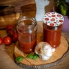 Dop fi 66/4 met tomaten - los - 8 ['witte dop', ' kleurrijk tomatenpatroon', ' pasteurisatie', ' procescontrole', ' opslag', ' maat fi Tomaten 66', ' voorraadkastdecoratie', ' doppen voor pasteurisatie', ' groentedoppen', ' tomatendoppen']
