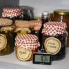 Elektronische koelkastthermometer (-20°C tot +50°C) - 4 ['keukenthermometer', ' culinaire thermometer', ' koelkastthermometer', ' voorraadkastthermometer', ' koelkastthermometer', ' koelkastthermometers', ' ophangthermometers', ' hangende thermometers', ' batterijthermometer', ' thermometer met display', ' elektronische thermometer']