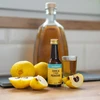 Essentie met kweepeersmaak voor 4 L - 40 ml - 9 ['essentie van smaak', ' kweepeeressentie', ' kweepeersmaak essence', ' alcoholaroma', " aroma's voor alcohol", ' essences voor zelfgestookte drank', " aroma's voor zelfgestookte drank", " aroma's", ' aroma', ' kweepeeraroma']