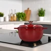 Geëmailleerde gietijzeren pot - bordeaux, 4 L - 9 ['gietijzeren potten', ' geëmailleerde gietijzeren potten', ' gietijzeren kookgerei', ' voordelen van gietijzeren kookgerei', ' geëmailleerd gietijzer', ' koken in een gietijzeren pot', ' gietijzeren pot met email', ' pot in ecru kleur', ' pot in bordeaux kleur', ' pot in salie kleur', ' waarom koken in gietijzeren potten', ' als cadeau', ' welke gietijzeren potten te kiezen']