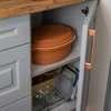 Geglazuurde Romeinse pot 4,5 L (meanders) - 19 ['Romeinse pot', ' vetvrij braden', ' stomen', ' gezond koken', ' voor vlees', ' voor het braden van vlees', ' voor brood', ' voor vis', ' voor vegetariërs', ' eenpansgerechten', ' gerechten voor kinderen', ' dieetgerechten', ' voor het bakken van brood', ' geëmailleerde Romeinse pot', ' gecoate Romeinse pot', ' geglazuurde Romeinse pot', ' kleipot', ' Romeins vat', ' Romeinse vorm', ' kleien pot', ' Romeinse pot met deksel', ' vat met deksel', ' cadeau-idee']