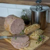Hamkoker Set - Familiediner, 3 kg - 19 ['recepten met hamkoker', ' van hamkoker', ' met hamkoker', ' gerechten met hamkoker', ' hoe werkt een hamkoker', ' ham uit de hamkoker', ' vleeswaren uit de hamkoker', ' hamkoker voor vegetariërs', ' uit de hamkoker voor kinderen', ' gezond vlees', ' gezonde vleeswaren', ' zonder conserveermiddelen', ' cadeau', ' hamkoker 3 kg', ' 1', '5 kg', ' accessoires voor hamkoker']