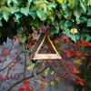 Houten vogelvoederhuisje - driehoekig - 11 ['vogelhuisje', ' vogelhuis', ' vogels voeren', ' houten voederhuisje', ' gebrand voederhuisje']