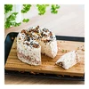 Kaasmakerset - jonge kaasmaker - 12 ['kaasmakerset', ' set voor kaas', ' hoe maak je zelfgemaakte kaas', ' hoe maak je kaas', ' stremsel voor kaas', ' calciumchloride', ' kaasdoek', ' kaasvorm', ' kaasvorm', ' zelfgemaakte kaas', ' set voor kazen']
