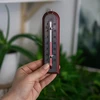 Kamertemperatuurmeter met zilveren schaal (-10°C tot +50°C) 16cm mix - 4 ['binnen thermometer', ' kamertemperatuurmeter', ' thermometer voor binnen', ' huisthermometer', ' thermometer', ' houten kamertemperatuurmeter', ' thermometer met duidelijke schaal', ' thermometer met zilveren schaal', ' thermometer om op te hangen', ' traditionele thermometer']