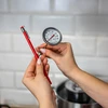 Keukenthermometer (0°C tot +250°C) 17,5cm - 3 ['Thermometer', ' voor bakken', ' voor roken', ' voor koken', ' thermometer roestvrij staal', ' gastronomische thermometer', ' culinaire thermometer', ' thermometer met temperatuursensor', ' thermometer met sonde', ' gastronomische thermometer met certificaat', ' voedselthermometer', ' eetthermometer', ' thermometer met PZH-certificaat']