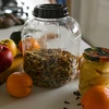 Multifunctionele pot 12L met deksel - 13 ['potten voor conserven', ' pot', ' pot voor augurken', ' voor likeuren', ' pot 12 l', ' pot met certificaat', ' onbreekbare pot', ' universele pot', ' multifunctionele pot', ' pot voor conserven', ' plastic pot', ' pot van kunststof']