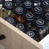 Set van 12 x pot 150ml + 30 etiketten voor het labelen van kruiden - 14 ['stickers voor kruiden', ' etiketten voor potten', ' etiketten voor containers', ' stickers voor kruidencontainers', ' stickers voor kruiden', ' zwarte stickers voor kruiden', ' zelfklevende etiketten voor kruiden', ' stickers voor potten', ' potten', ' kleine potten', ' potje', ' glazen pot', ' glazen potten', ' pot met deksel', ' potten voor kruiden', ' pot voor kruiden', ' pot 150 ml']