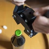 Twee-armige kroonkurkapparaat 'Greta' - 3 ['kroonkurken', ' voor kroonkurken fi 26 mm', ' voor flessen fi 26 mm', ' voor bier', ' voor cider', ' hoe te kroonkurken']