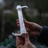 Wit buitenthermometer (-50°C tot +50°C) 18cm - 5 ['buitenthermometer', ' thermometer', ' raamthermometer', ' thermometer met duidelijke schaal', ' thermometer van kunststof', ' thermometer voor raam', ' thermometer voor balkon', ' tweezijdige thermometer', ' zelfklevende thermometer']