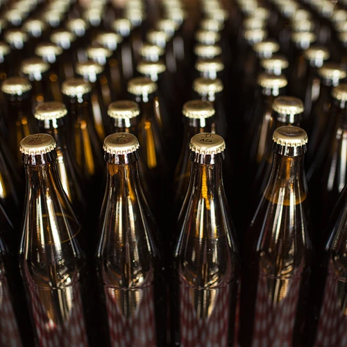 Bierfles 0,5 L - krimpverpakking 8 stuks - 6 ['bierflessen', ' bierflessen', ' voor koolzuurhoudende dranken', ' krimpverpakking flessen', ' voor cider', ' voor cider', ' glazen flessen', ' brouwflessen', ' fles 500 ml']