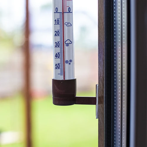 Bruine buitenthermometer (-60°C tot +50°C) 23cm - 4 ['buitenthermometer', ' welke temperatuur']