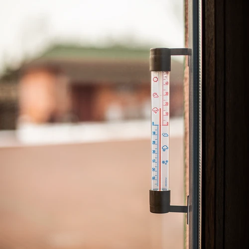 Buitenthermometer met transparante schaal (-70°C tot +50°C) 23cm mix - 5 ['buitenthermometer', ' welke temperatuur', ' plakthermometer', ' schroefthermometer', ' duidelijke schaal']