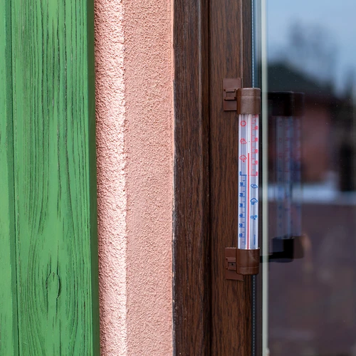 Buitenthermometer met transparante schaal (-70°C tot +50°C) 23cm mix - 7 ['buitenthermometer', ' welke temperatuur', ' plakthermometer', ' schroefthermometer', ' duidelijke schaal']
