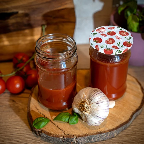 Dop fi 66/4 met tomaten - los - 8 ['witte dop', ' kleurrijk tomatenpatroon', ' pasteurisatie', ' procescontrole', ' opslag', ' maat fi Tomaten 66', ' voorraadkastdecoratie', ' doppen voor pasteurisatie', ' groentedoppen', ' tomatendoppen']