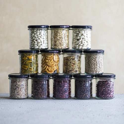 Eenvoudige pot 350ml met zwart deksel fi82 - 6st. - 5 ['set van potten', ' potten voor fermenteren', ' potten voor jam', ' potten met deksels', ' potten fi 82', ' potten met 6 clips deksels', ' potten met zwarte deksels', ' voor conserven', ' voor wecken', ' voor vlees', ' pottenverzameling']