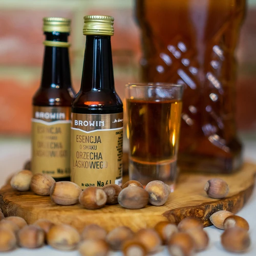 Essentie met Hazelnootsmaak voor 4 L - 40 ml - 9 ['alcoholmix', ' aroma voor alcohol', ' aroma voor wodka', ' smaakessentie', ' aroma', ' notenmix', ' notenwodka', ' notenessentie', ' hazelnootaroma', ' essences voor zelfgestookte drank', ' gold essence']