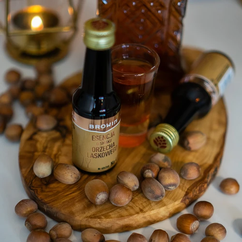 Essentie met Hazelnootsmaak voor 4 L - 40 ml - 10 ['alcoholmix', ' aroma voor alcohol', ' aroma voor wodka', ' smaakessentie', ' aroma', ' notenmix', ' notenwodka', ' notenessentie', ' hazelnootaroma', ' essences voor zelfgestookte drank', ' gold essence']