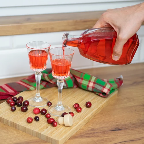 Fles HAIN 250 ml, met kurk - 6 ['fles voor likeur', ' flessen voor likeur', ' fles voor alcohol', ' decoratieve flessen voor alcohol', ' glazen fles voor alcohol', ' flessen voor zelfgestookte drank voor bruiloft', ' fles voor likeur', ' decoratieve flessen', ' fles voor wodka', ' fles voor wodka']