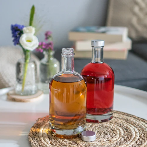 Fles Miss Barku wit 0,5 L - 4 ['fles voor alcohol', ' decoratieve flessen voor alcohol', ' glazen fles voor alcohol', ' flessen voor zelfgestookte drank voor bruiloft', ' fles voor likeur', ' decoratieve flessen voor likeuren', ' fles 500 ml', ' 500ml']