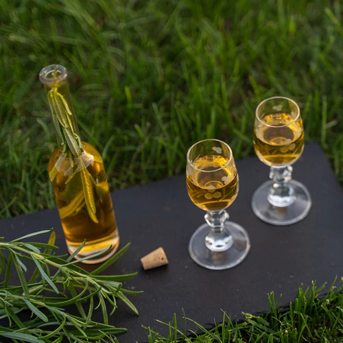 Fles voor likeur 200 ml 6 stuks + 6 kurken 23/18 - 9 ['fles voor alcohol', ' decoratieve flessen voor alcohol', ' glazen fles voor alcohol', ' flessen voor zelfgestookte drank voor bruiloft', ' fles voor likeur', ' fles voor wijn', ' flessen voor wijn', ' likeur']