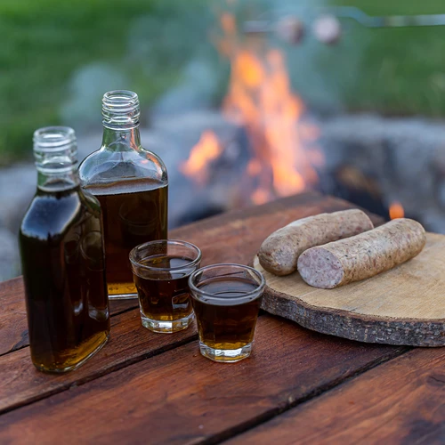 Fles voor likeuren heupfles met dop 200 ml 10 stuks - 7 ['flessen', ' heupflessen', ' likeuren', ' flessen voor likeuren', ' flesjes', ' huisgemaakte dranken', ' huisgemaakte likeuren', ' heupfles met dop', ' fles met dop', ' flesje met dop']