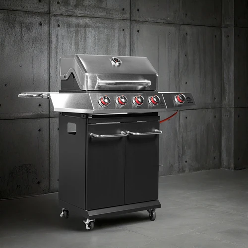 Gasbarbecue dragON BBQ101, 11,7 kW, zwart-zilver - 4 ['gasbarbecue', ' modern barbecue', ' welke barbecue te kopen', ' welke barbecue te kiezen', ' gietijzeren rooster', ' zijbrander', ' thermometer in de deksel', ' zijplank van de barbecue', ' barbecue voor wok', ' mobiele barbecue', ' barbecue voor pizza', ' barbecue met wielen', ' gemakkelijk schoonmaken van de barbecue', ' barbecue met hoog verwarmingsvermogen', ' ergonomische knoppen van de barbecue', ' barbecue met modern design', " aroma's op de branders van de barbecue", ' barbecue-accessoires', ' barbecue voor een goede prijs', ' stabiele barbecue', ' beste barbecueën', ' barbecue-uitrusting', ' stevige barbecue', ' multifunctionele barbecue', ' functionele barbecue', ' groenten grillen']