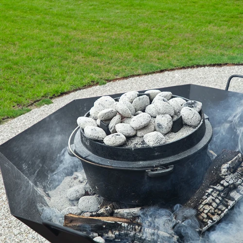 Hangende gietijzeren ketel met pan - 13 ['gietijzeren ketel', ' ketel voor kampvuur', ' ketel met pan', ' zigeunerketel', ' Hongaarse ketel', ' goulash uit de ketel', ' ketel voor vuurplaats', ' jachtpot', ' jachtketel', ' gietijzeren vat', ' cadeau', ' gietijzeren pan', ' gietijzeren pot met pan', ' hangende ketel', ' ketel om op te hangen']