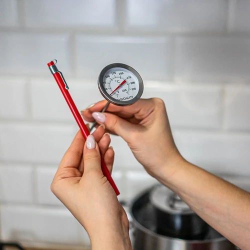 Keukenthermometer (0°C tot +250°C) 17,5cm - 3 ['Thermometer', ' voor bakken', ' voor roken', ' voor koken', ' thermometer roestvrij staal', ' gastronomische thermometer', ' culinaire thermometer', ' thermometer met temperatuursensor', ' thermometer met sonde', ' gastronomische thermometer met certificaat', ' voedselthermometer', ' eetthermometer', ' thermometer met PZH-certificaat']