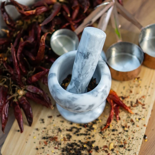 Marmeren keuken vijzel, grijs, ø 10,5 cm - 11 ['vijzel', ' vijzel met stamper', ' marmeren vijzel', ' stenen vijzel', ' vijzel van steen', ' keuken vijzel', ' vijzel voor kruiden', ' vijzel van marmer', ' decoratieve vijzel', ' keuken vijzel', ' vijzel voor kruiden', ' vijzel voor specerijen', ' elegante vijzel', ' mooie vijzel', ' grijze vijzel']