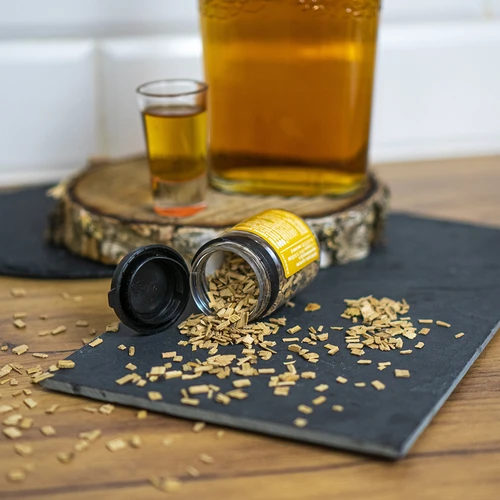 Natuurlijke eiken vlokken (ongebrand), 20g - 11 ['eiken chips', ' eiken vlokken', ' natuurlijke eiken vlokken', ' ongebrande eiken vlokken', ' eiken vlokken voor whisky', ' vlokken voor wijn', ' eiken vlokken voor wijn', ' wijn verouderen', ' wijn aromatiseren', ' voor alcohol', ' toevoegingen voor alcohol', ' smaaktoevoegingen']