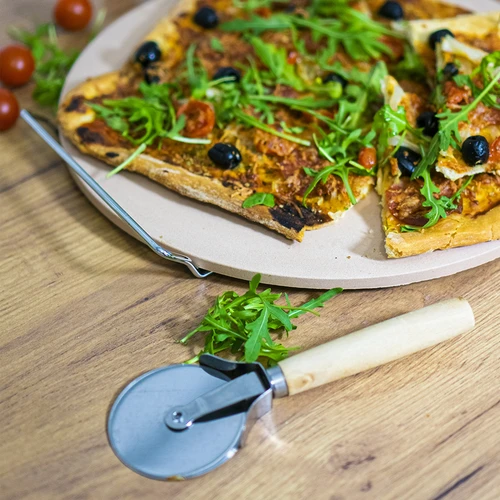 Pizzasteen met handvat en mesje, van cordieriet, rond 33 cm - 16 ['cadeau', ' zelfgemaakte pizza', ' voor het bakken van pizza', ' voor het serveren van pizza', ' voor het bakken van brood', ' voor het bakken van broodjes']
