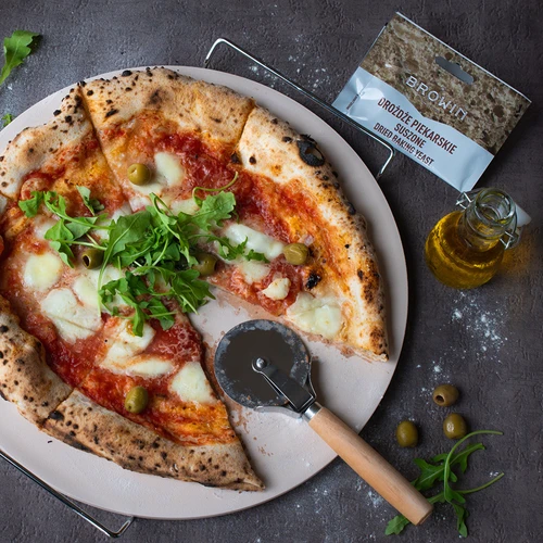 Pizzasteen met handvat en mesje, van cordieriet, rond 33 cm - 12 ['cadeau', ' zelfgemaakte pizza', ' voor het bakken van pizza', ' voor het serveren van pizza', ' voor het bakken van brood', ' voor het bakken van broodjes']