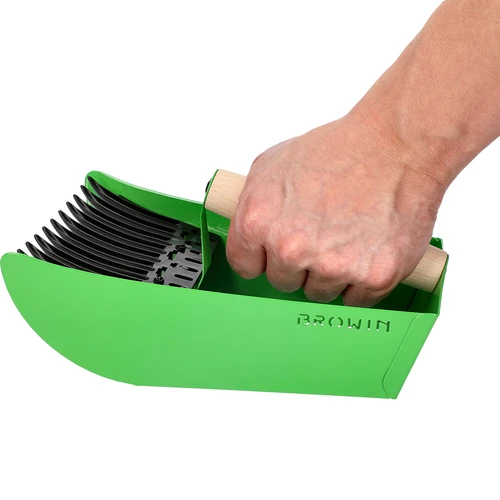 Plukker voor kleine vruchten, metalen groen - 6 ['plukker voor kleine vruchten', ' machine voor het plukken van kleine vruchten', ' fruitkam', ' machine voor het plukken van struiken', ' plukker voor bessen en bosbessen', ' plukker voor aalbessen', ' plukker voor aronia', ' plukken van kleine vruchten', ' plukken van bosbessen en bessen', ' gereedschap voor tuinwerk', ' tuingereedschap', ' praktische gereedschappen voor het plukken van fruit', ' plukken van kleine vruchten', ' tuinaccessoires']