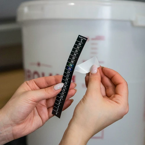 Pojemnik do fermentacji piwa z rurką fermentacyjną, kranikiem, termometrem i reduktorem osadu - 16