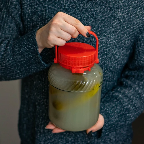 Pot 2L met plastic deksel - 6 ['grote pot', ' grote sloik', ' grote pot', ' grote pot', ' grote glazen pot', ' pot voor conserven', ' voor fermentatie', ' voor komkommers', ' voor kool', ' industriële pot', ' pot met tang', ' pot tang', ' tang voor komkommers']