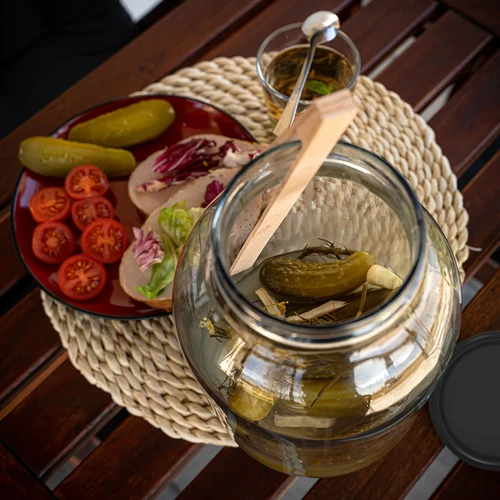 Pot 4L met zwarte deksel ø 100 - 10 ['pot voor likeur', ' voor likeuren', ' pot 4l', ' glazen pot', ' pot met deksel', ' deksel fi100', ' pot voor gedroogde paddenstoelen', ' pot voor opslag', ' pot voor fermentatie', ' pot voor conserven', ' ingelegde komkommers', ' pot voor kimchi']