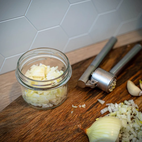 Pot TO 235 ml met gekleurde deksel fi82 - 6 stuks - 16 ['glazen pot', ' decoratieve deksels', ' voor conserven', ' voor conserven', ' voor jam', ' set potten']