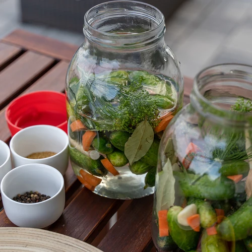Pot TO 3 L en deksel fi 100 met handvat - 9 ['pot', ' glazen pot', ' glazen pot', ' pot met deksel', ' pot voor het inmaken van augurken', ' pot voor augurken', ' pot voor likeuren', ' pot voor likeuren', ' pot met handvat', ' deksel met handvat']