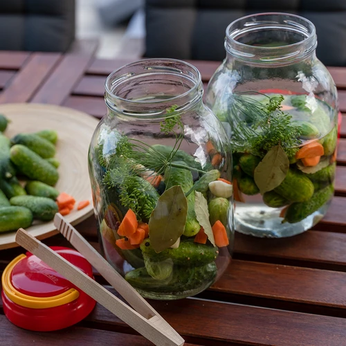Pot TO 3 L en deksel fi 100 met handvat - 8 ['pot', ' glazen pot', ' glazen pot', ' pot met deksel', ' pot voor het inmaken van augurken', ' pot voor augurken', ' pot voor likeuren', ' pot voor likeuren', ' pot met handvat', ' deksel met handvat']