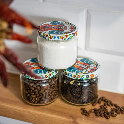 Pot TO 370 ml met gekleurd deksel fi82/6- 6 stuks - 11 ['potten', ' kleine potten', ' potje', ' glazen pot', ' glazen potten', ' pot met deksel', ' potten voor conserven', ' pot voor wecken', ' potten voor wecken', ' potten voor kruiden', ' pot voor jam', ' pot voor confituur', ' pot voor honing', ' potje voor honing']