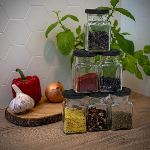 Pot twist off 150ml Vier hoeken fi 53 met zwart deksel, 6 stuks - 10 ['potten voor conserven', ' potten 150ml', ' potten met twist-off deksels', ' potten met klikdeksels', ' set van potten', ' potten voor conserven', ' potten met gekleurde deksels', ' gekleurde deksels', ' potten voor jam', ' potten voor kruiden', ' pot', ' pot met deksel']