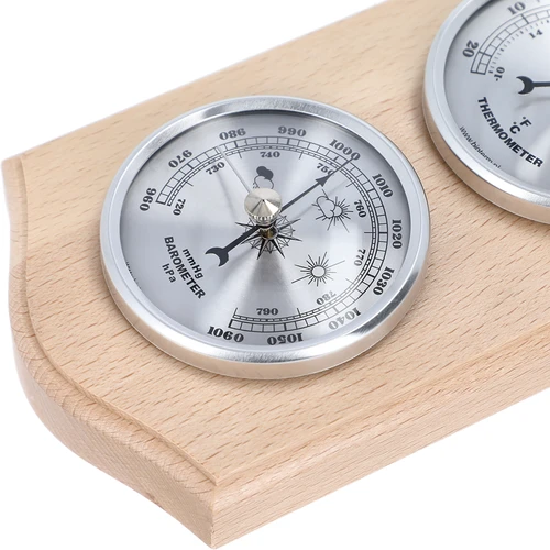 Retro weerstation - natuurlijk hout met zilveren wijzerplaten - 3 ['retro weerstation', ' temperatuurmeting', ' drukmeting', ' vochtigheidsmeting', ' comfort in huis', ' stijlvol weerstation', ' drie in één – multifunctioneel weerstation', ' elegant weerstation', ' welk weerstation te kiezen', ' traditioneel weerstation', ' weerstation in houten behuizing', ' weerstation natuurlijk hout', ' thermometer als cadeau', ' bloeddrukmeter', ' luchtvochtigheidsmeter', ' hygrometer', ' nauwkeurige thermometer', ' hygrometer met thermometer', ' weerstation voor aan de muur', ' hoe de temperatuur in kamers meten', ' retro thermometer', ' houten weerstation', ' weerstation met zilveren wijzerplaten']