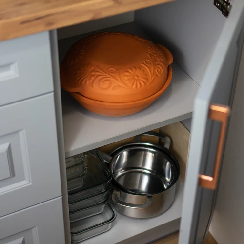 Ronde Romeinse pot 4 L - 16 ['cadeau', ' voor het braden van vlees', ' voor het bakken van brood', ' kleipot', ' bakken zonder aanbranden', ' koken zonder vet', ' gezond koken']