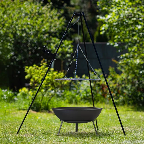 Tuinvuurplaats met rooster, Ø55 cm, rond, schaal - 10 ['vuurplaats in de tuin', ' ronde vuurplaats', ' kampvuur', ' onder de ketel', ' Poolse vuurplaats', ' vuurplaats van ruw staal', ' kampvuurplaats', ' gietijzeren ketel', ' grill', ' driepoot', ' tuingereedschap', ' koken in de tuin', ' vuurplaats onder het rooster', ' beste vuurplaats', ' geschilderde vuurplaats', ' kampvuurplaats', ' gietijzeren ketel', ' grill', ' driepoot', ' hittebestendige vuurplaats', ' zwarte vuurplaats', ' moderne vuurplaats', ' vuurplaats op poten', ' kleine vuurplaats', ' worstjes roosteren', ' vuurplaats met rooster']