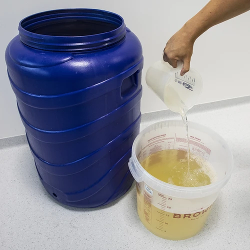 Turbo X-Pure Gist 21,3%, 100L - 10 ['distilleergist', ' gist voor alcohol', ' Turbo Pure gist', ' 21% gist', ' hoogalcoholische gist', ' voor zelfgemaakte drank', ' voor brouwsel', ' distilleergist 100 L', ' gist voor honderd liter', ' zuivere fermentatie', ' efficiënte fermentatie', ' 100 l beslag', '']