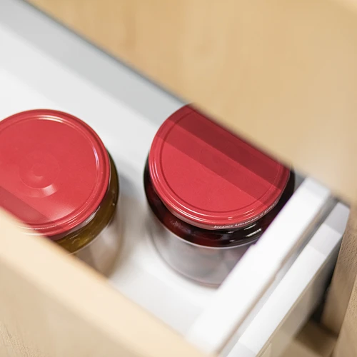 Twist-off pot, dikke 580ml met bordeauxrood deksel fi82/6, 6 stuks - 8 ['potten', ' pot', ' set van potten', ' containers', ' glazen containers', ' opslagpotten', ' keukenpotten', ' glazen potten', ' potten met metalen deksel', ' voedselopslagpotten', ' inmaakpotten', ' kruidenpotten', ' koffiepots', ' theepotten', ' vaatwasmachinebestendige potten', ' glazen pot', ' pot met deksel', ' potten set', ' jam potten', ' dikke pot', ' dikke']