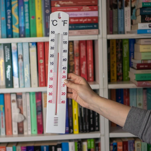 Universele witte thermometer (-40°C tot +50°C) 40cm - 3 ['thermometer', ' universele thermometer', ' thermometer van kunststof', ' thermometer met duidelijke schaal', ' thermometer met dubbele schaal', ' thermometer voor ruimtes met hoge luchtvochtigheid']